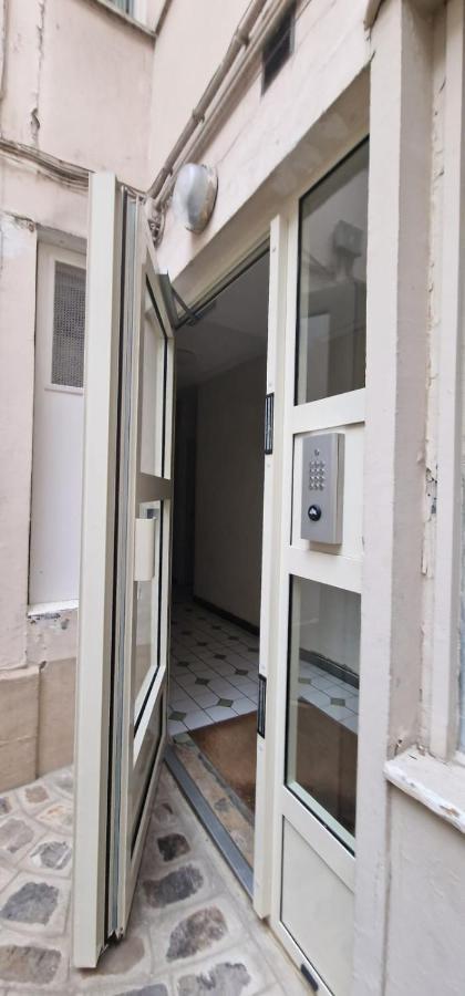 Petit Appartement Gare De Lyon Parigi Esterno foto