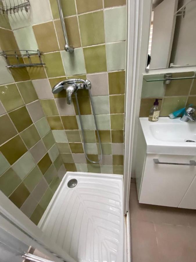 Petit Appartement Gare De Lyon Parigi Esterno foto